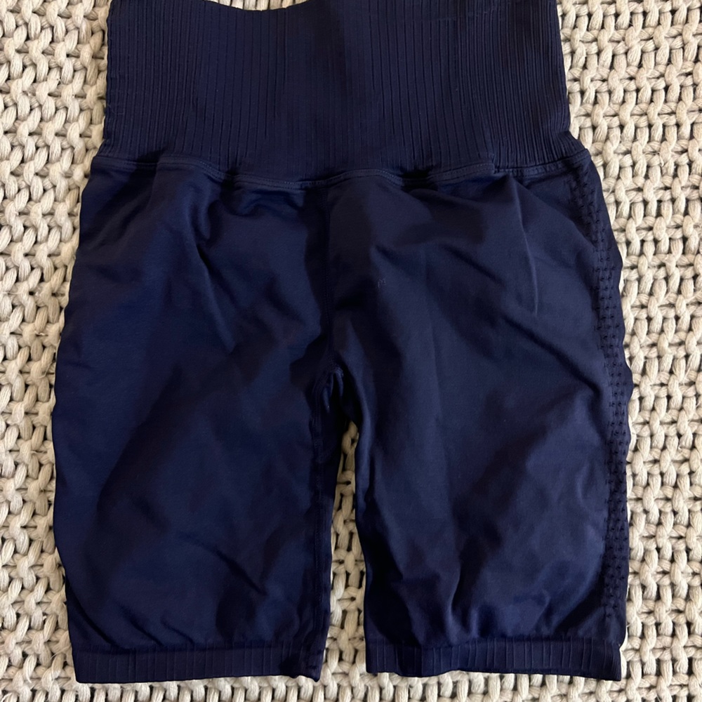 NWOT Free People Movement x Hatch Biker Shorts - Picture 3 of 5